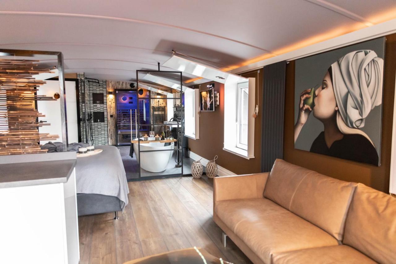 Hotel Wellnessboat De Michiel De Ruyter Groningen Zewnętrze zdjęcie