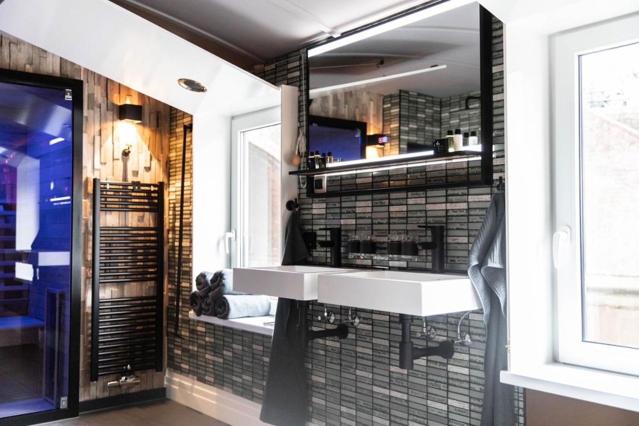 Hotel Wellnessboat De Michiel De Ruyter Groningen Zewnętrze zdjęcie