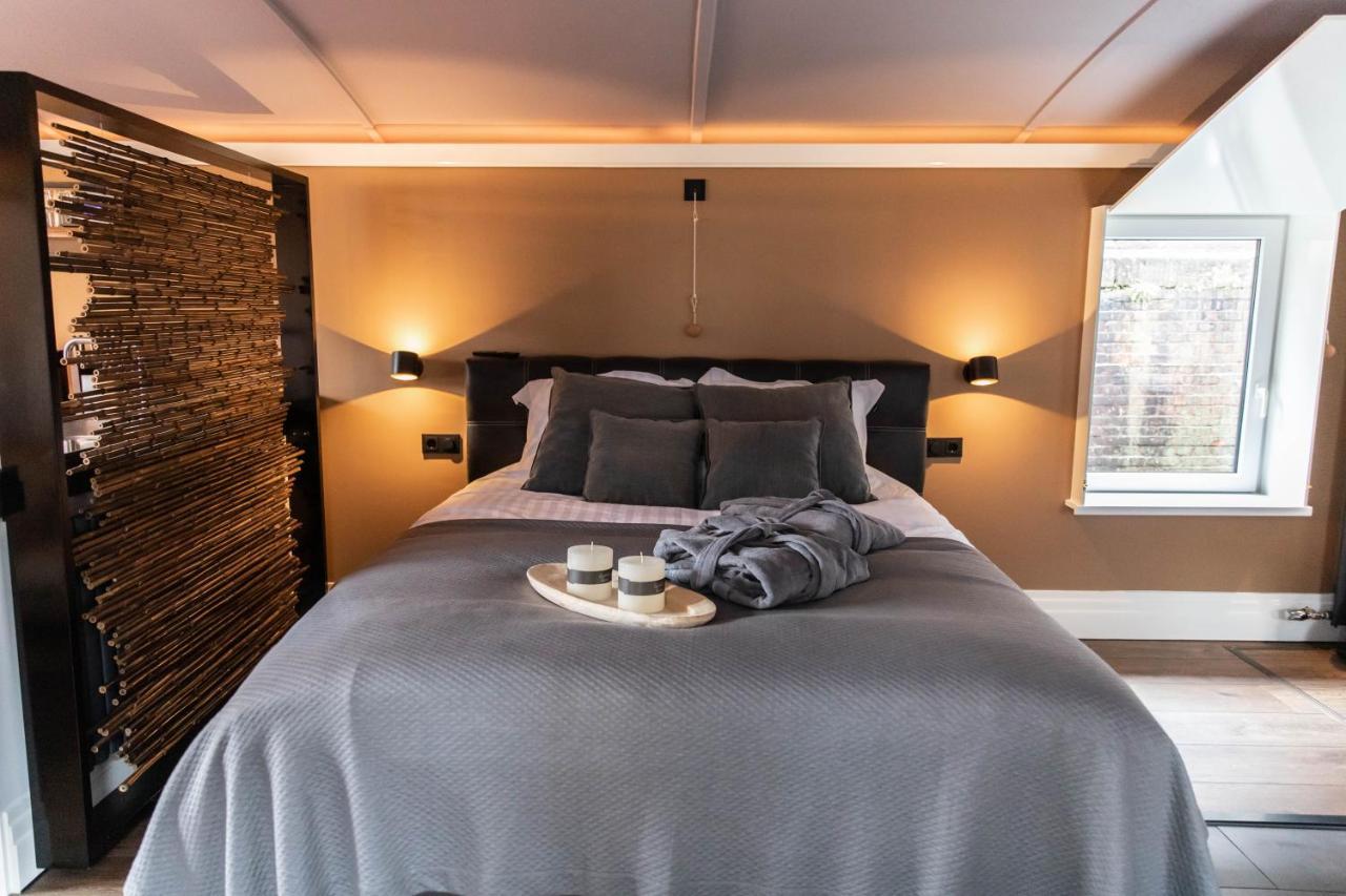 Hotel Wellnessboat De Michiel De Ruyter Groningen Zewnętrze zdjęcie